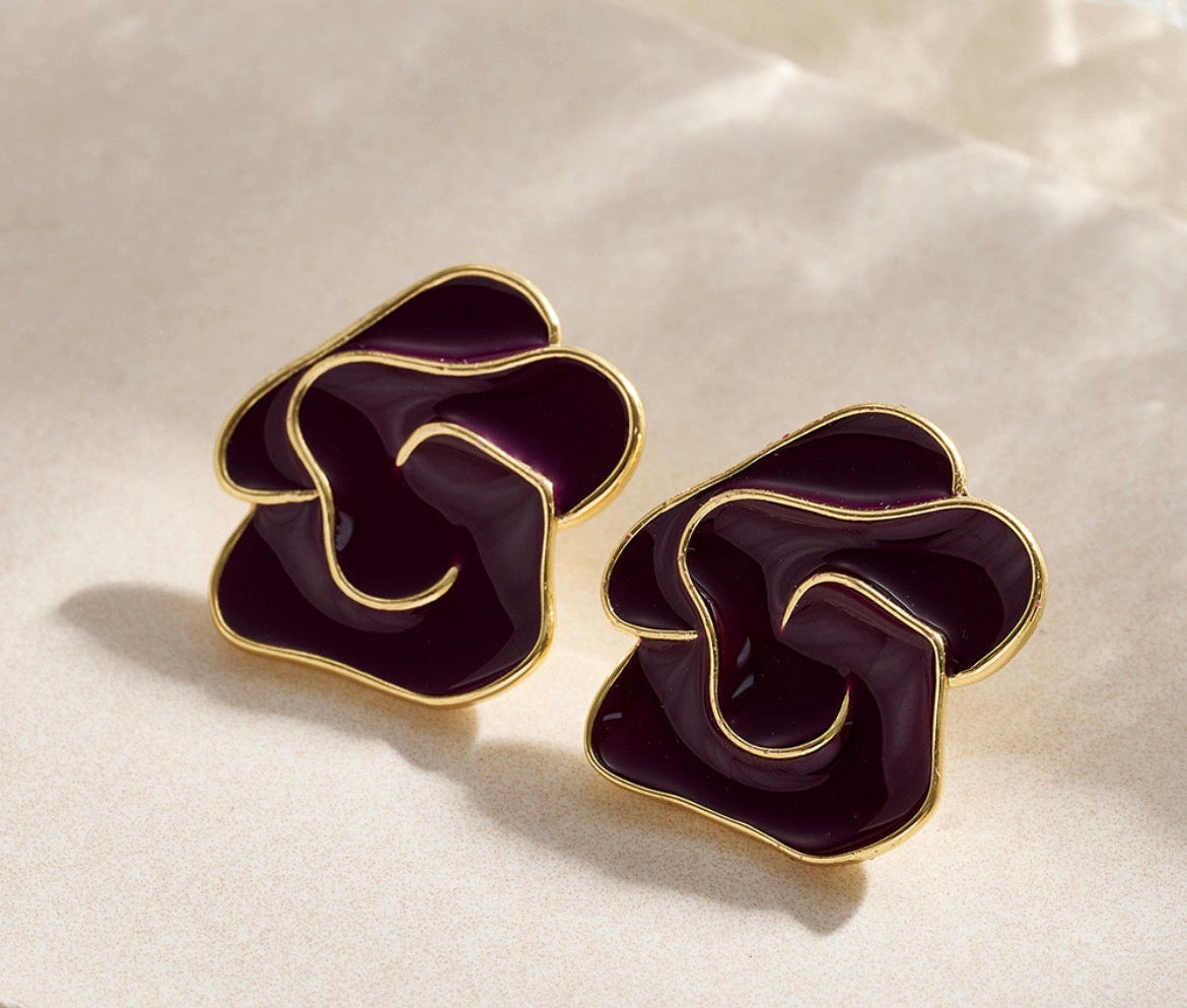 Mauve Stud Earring