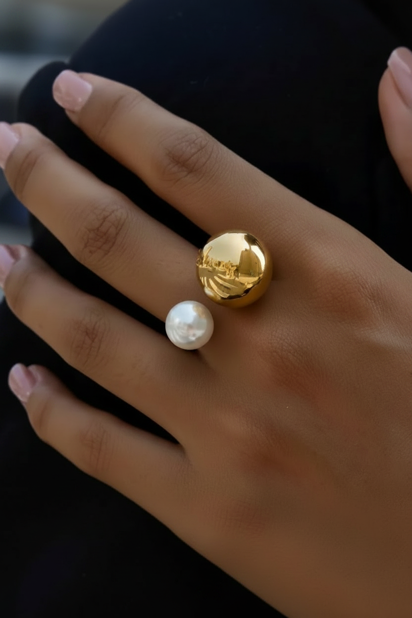 Double Pearl Ring